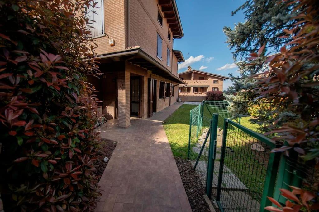 Jacuzzi Apartment In Italian Villa, Wi-Fi & Garden Sassuolo - Maranello Casalgrande Esterno foto