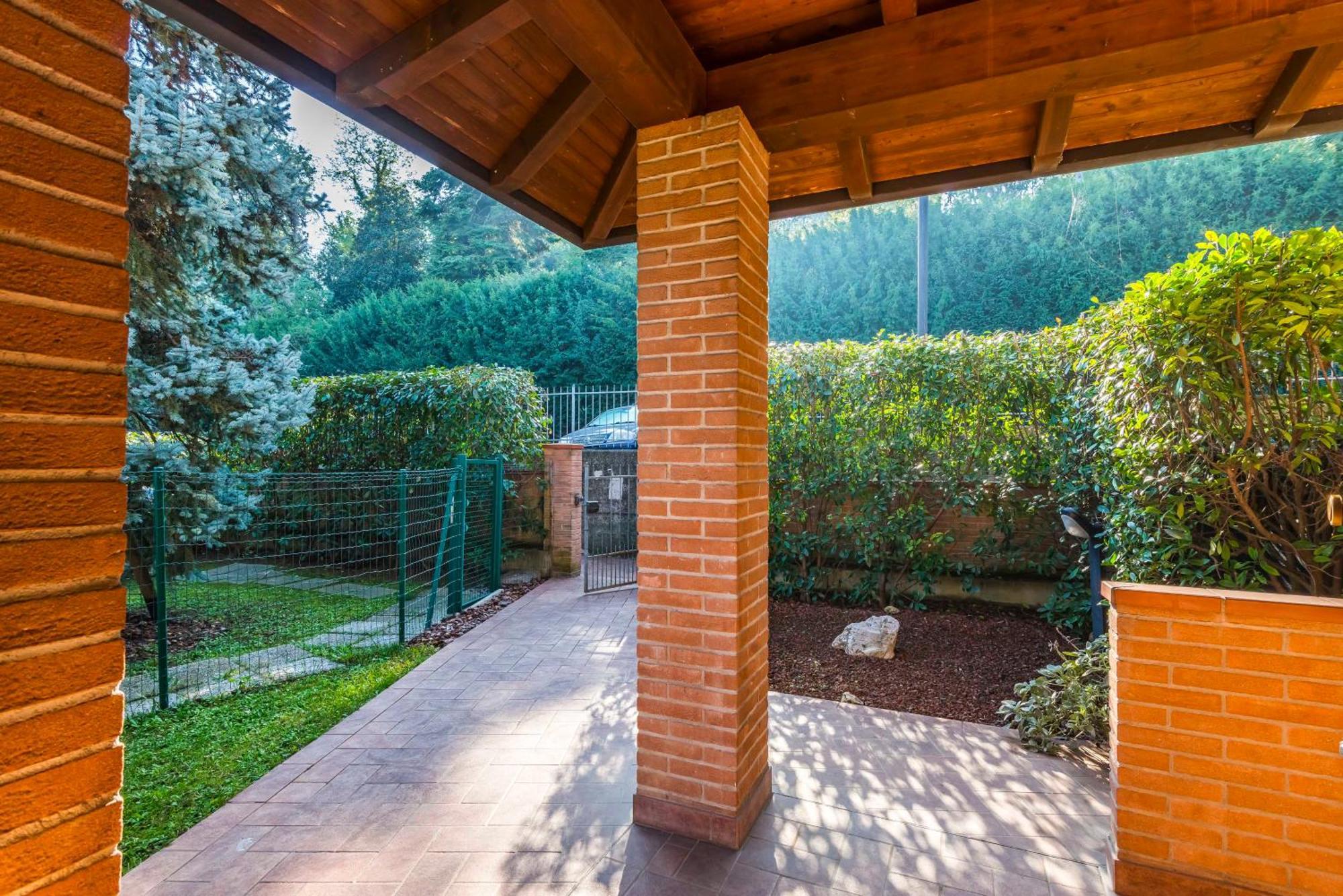 Jacuzzi Apartment In Italian Villa, Wi-Fi & Garden Sassuolo - Maranello Casalgrande Esterno foto